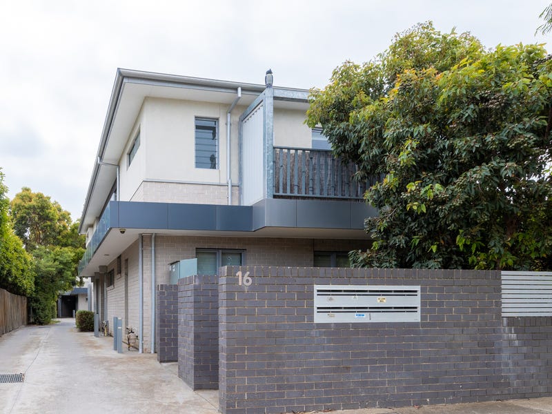 4/16 Kingsville Street, Kingsville, VIC 3012