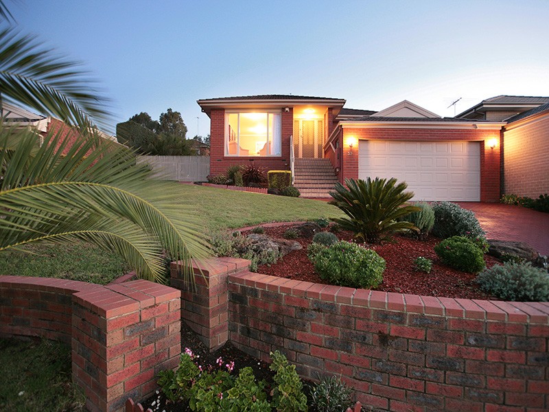 32 Clearwater Drive, Lilydale, VIC 3140