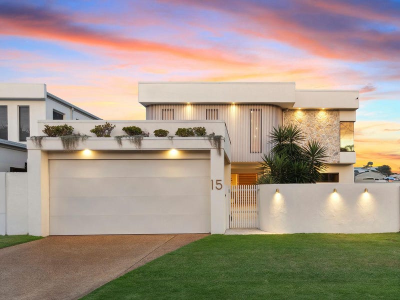 Real Estate & Property for Sale in Benowa Waters, QLD 4217 (+1 location