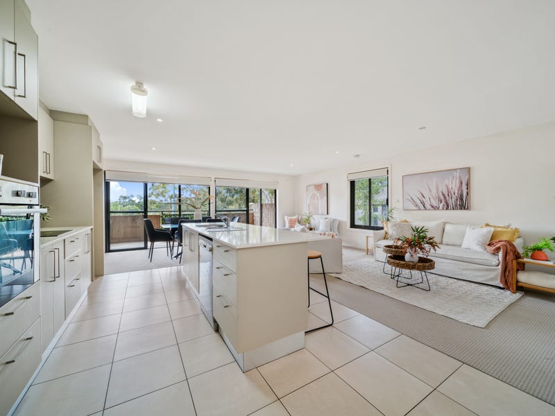 4/2 McClure Street, Evatt, ACT 2617 Townhouse for Sale realestate