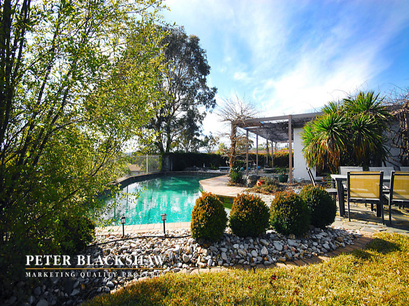 1 Lamble Place, Oxley, ACT 2903 Property Details