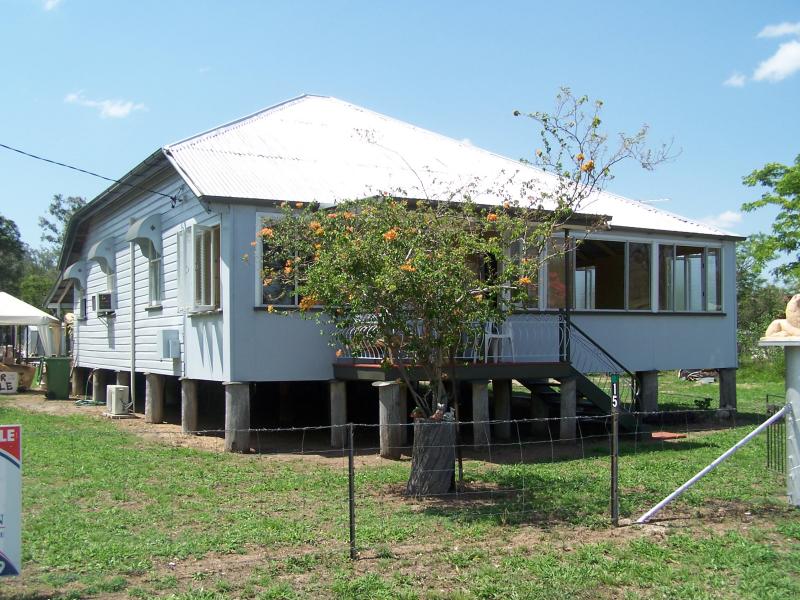 15 Main Street, Stanwell, QLD 4702