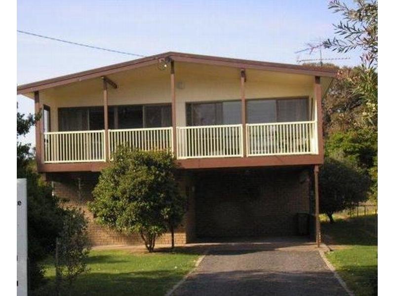 12 Spear Street, Cape Paterson, Vic 3995