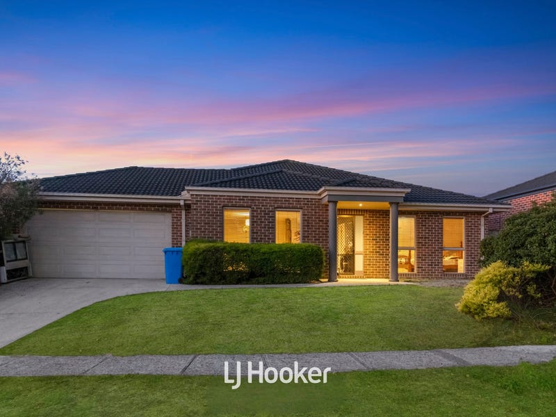 4 Ferndown Drive, Cranbourne, Vic 3977 House for Rent