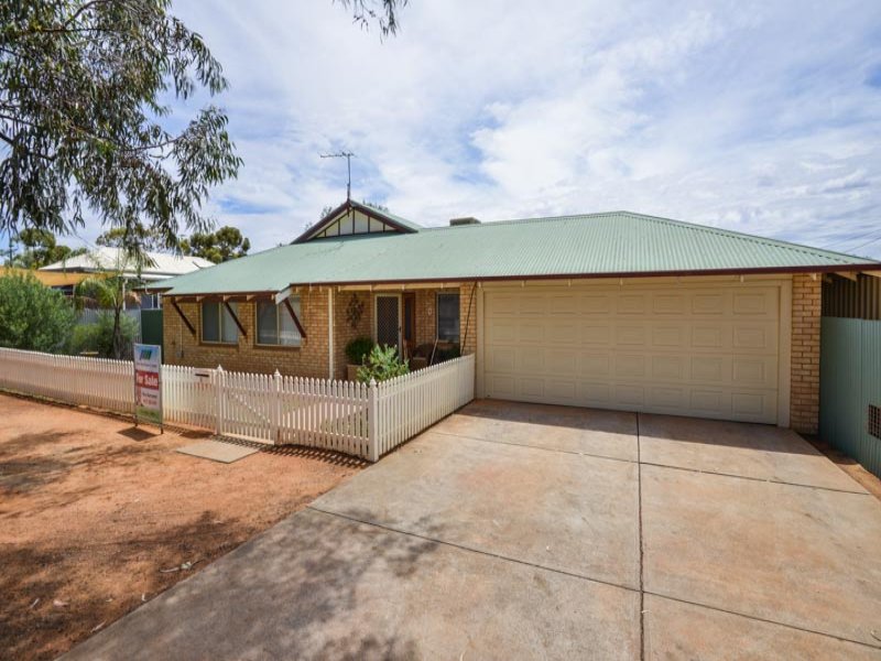 8 Murray Street, Lamington, WA 6430 Property Details