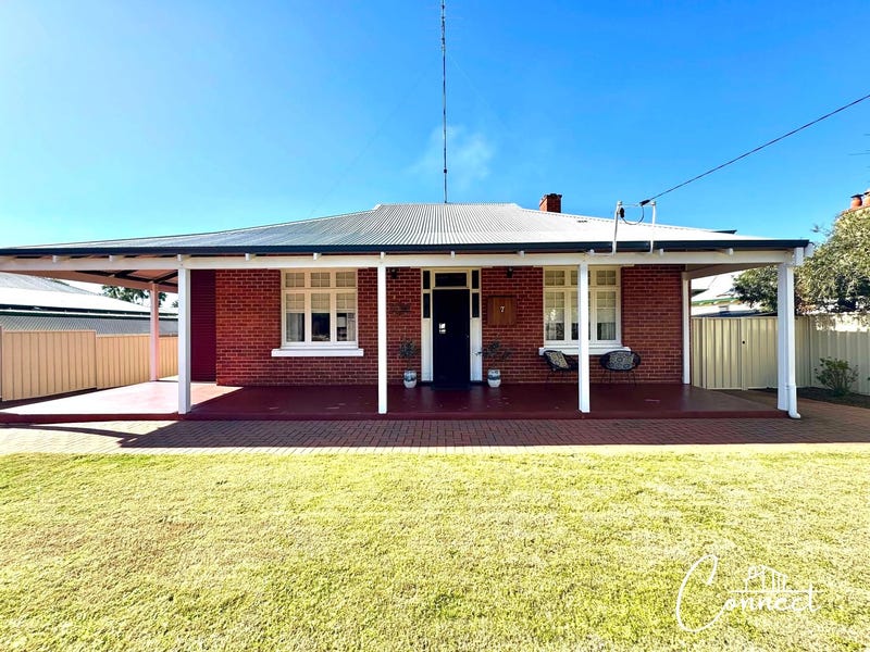7 Fermoy Avenue, Northam, WA 6401 - Property Details