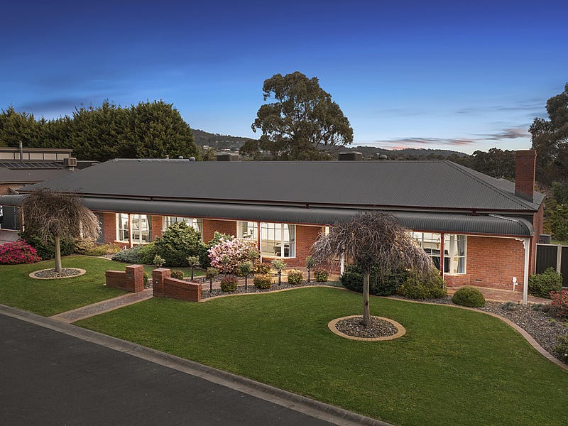 34 Palm Court, Lysterfield, Vic 3156 Property Details