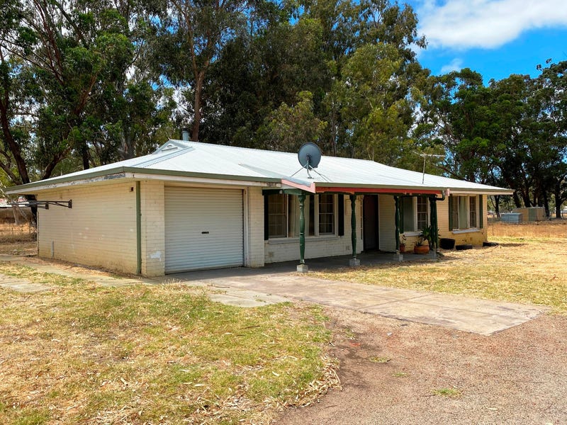 136 Warbrook Road, Bullsbrook, WA 6084