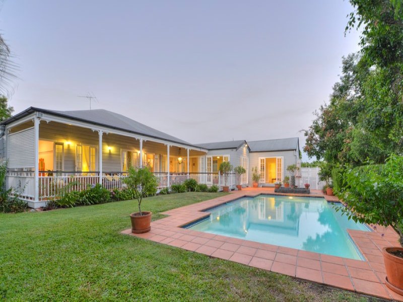 105 Chatsworth Road, Coorparoo, QLD 4151