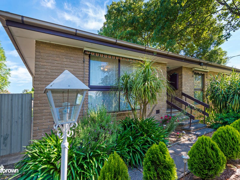 11 Junction Road, Mount Evelyn, VIC 3796