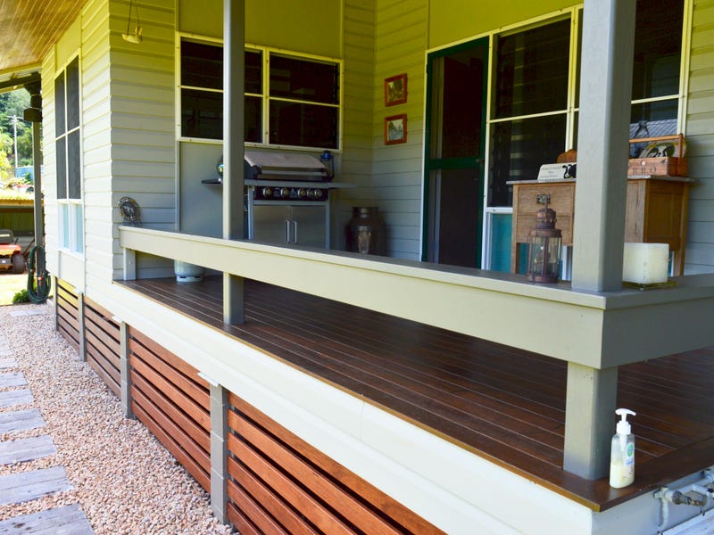 1 Palm Drive, Carmoo, Qld 4852 Property Details