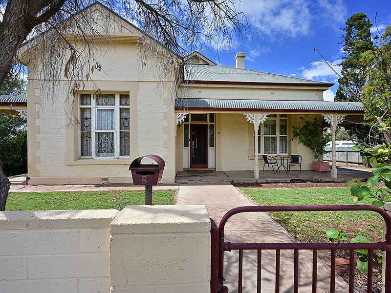 57 First Street, Quorn, SA 5433 Property Details