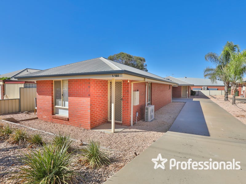 1 & 2/180 Pitman Avenue, Buronga, NSW 2739 Property Details