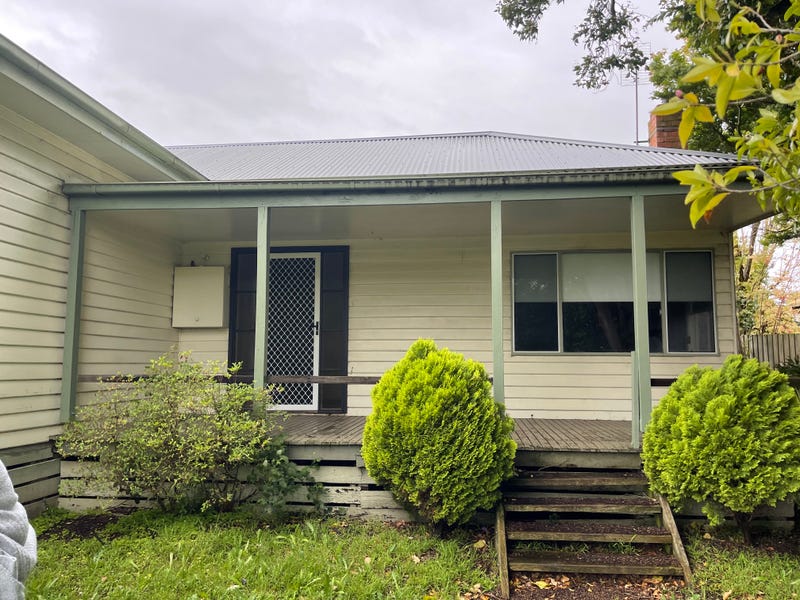 8 Hearn Street, Drouin, VIC 3818