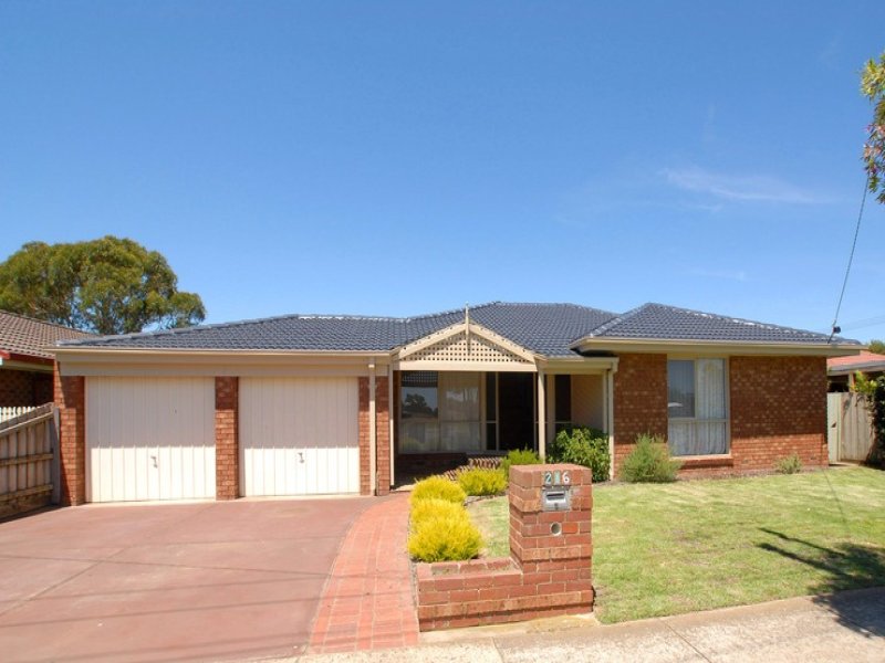 206 McCormicks Road, Skye, Vic 3977 Property Details