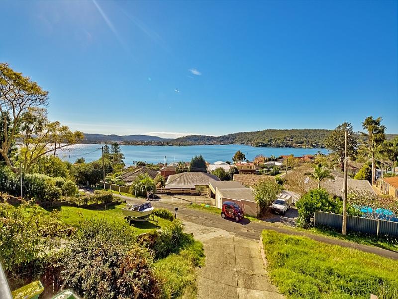 9 Uralla Lane, Blackwall, NSW 2256 Property Details