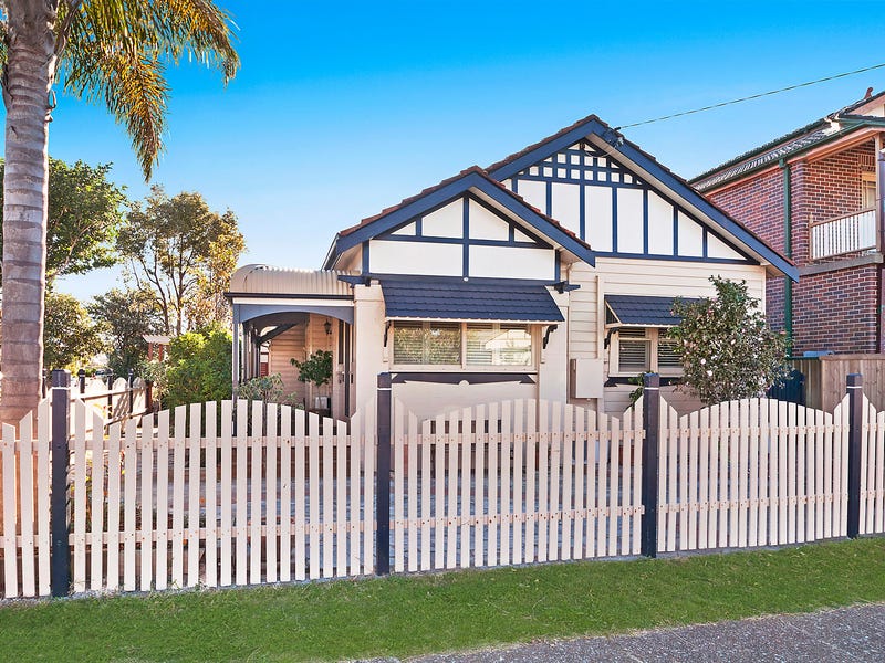 132 National Park Street, Merewether, NSW 2291