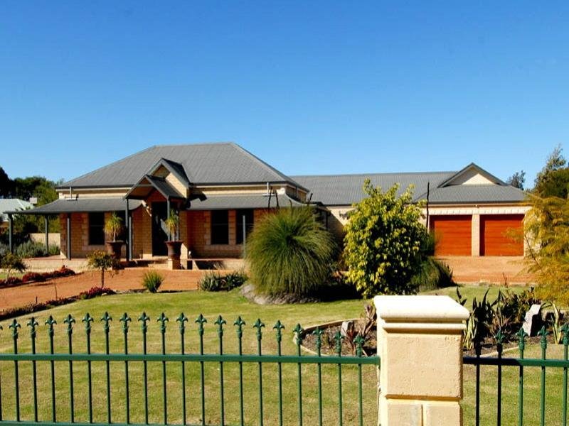 284 Vines Avenue, The Vines, WA 6069