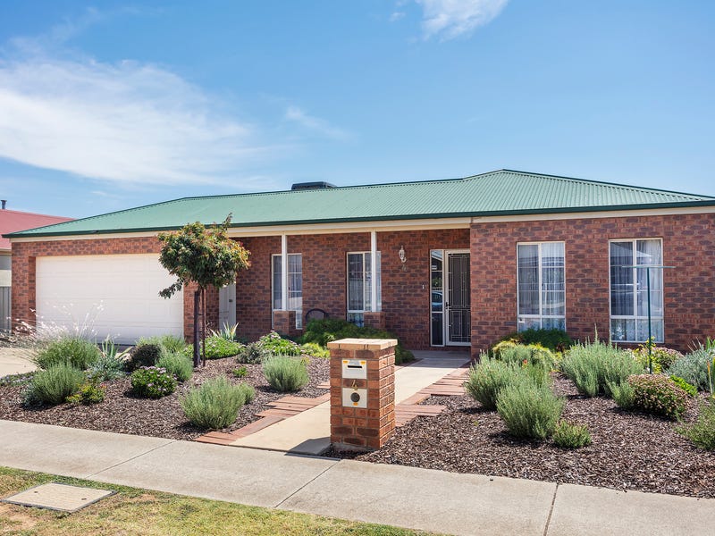 4 Cassandra Crescent, Epsom, Vic 3551 Property Details