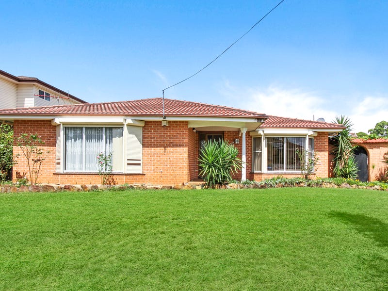 35 Dickens Road, Wetherill Park, NSW 2164