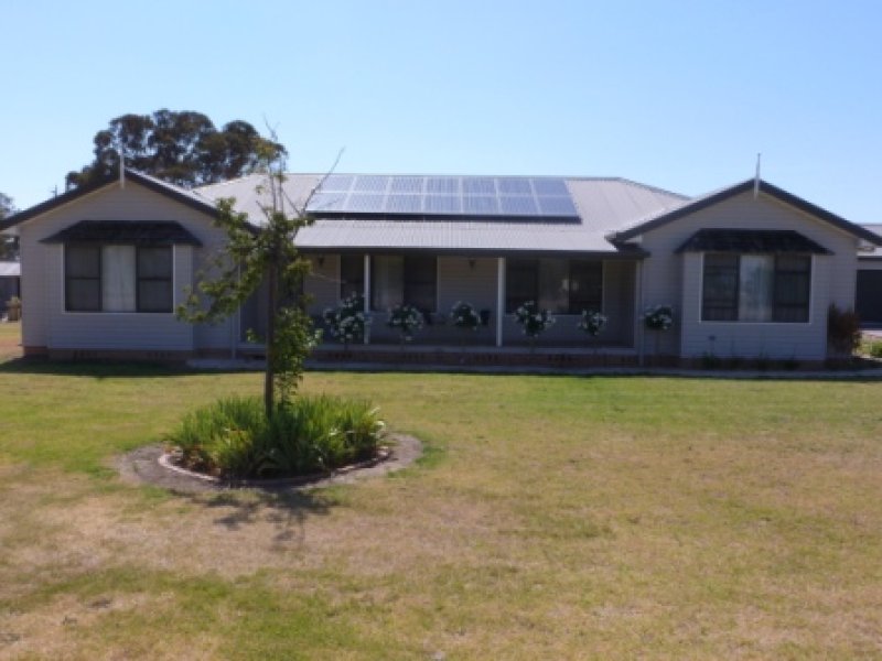 154162 Market Street, Boorowa, NSW 2586