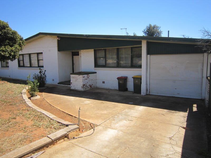 203 Main North Road, Elizabeth Grove, SA 5112