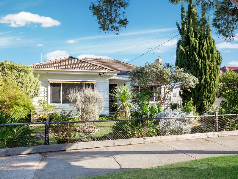 7 Arbor Avenue, Reservoir, VIC 3073