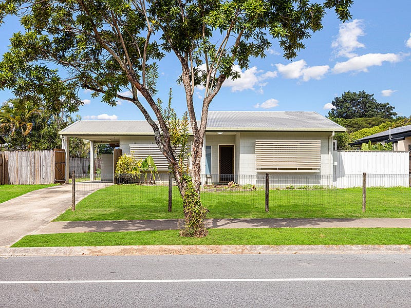 121 Robert Road, Bentley Park, QLD 4869