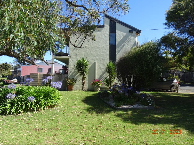 3/1 Street, Marengo, Vic 3233 Property Details