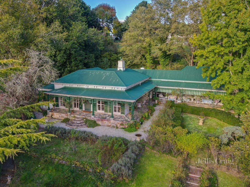 ERINVALE 11 Kilmore Road, Gisborne, Vic 3437 House for Sale