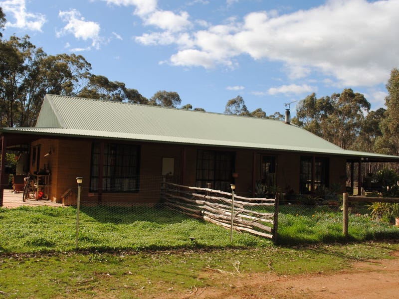 285 Longs Road, Bowenvale, VIC 3465