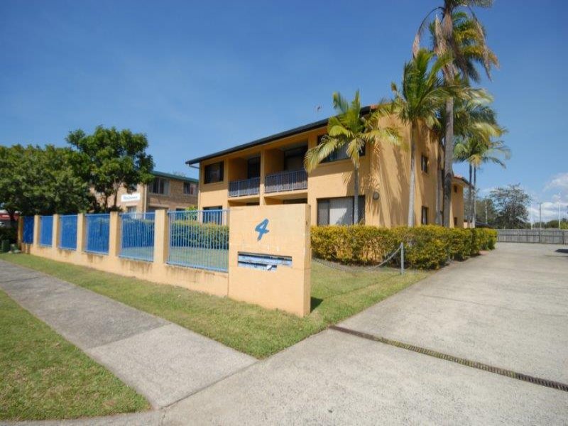 5/4 Oceanic Drive, Mermaid Waters, Qld 4218