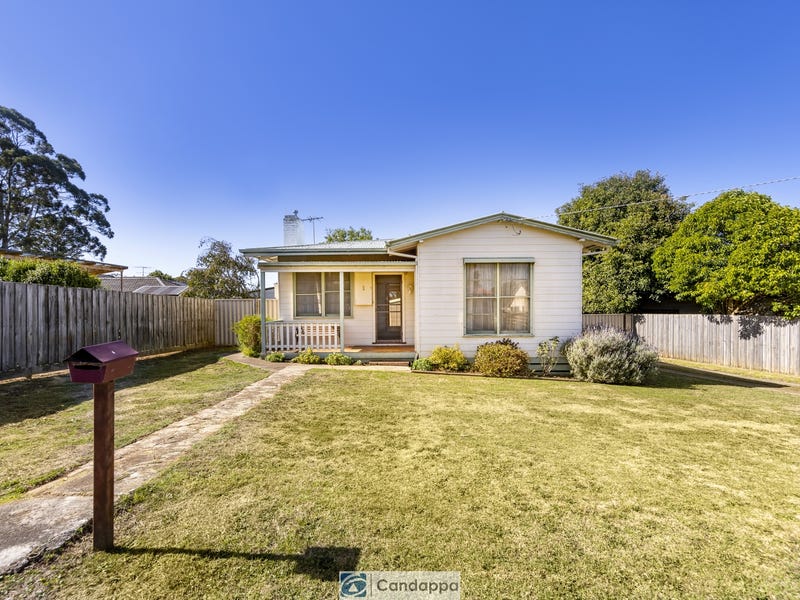 1 Bertram Street, Drouin, Vic 3818 Property Details