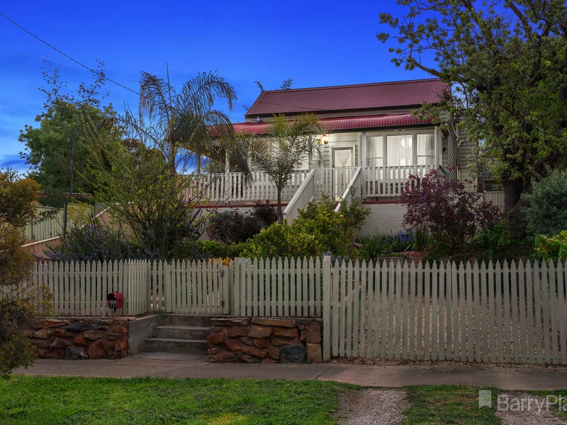 51 Maple Street, Golden Square, Vic 3555