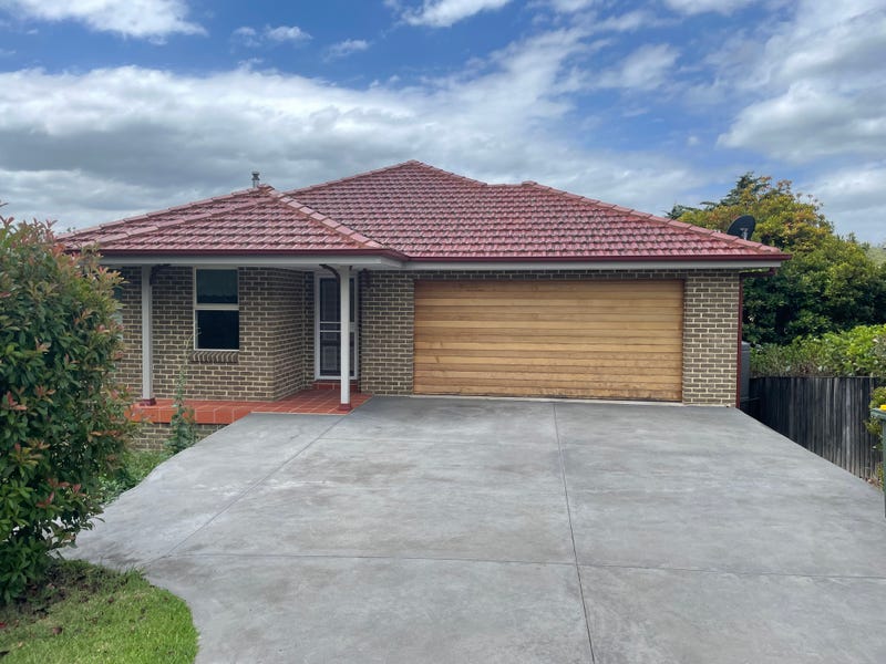 26 Picton Avenue, Picton, NSW 2571