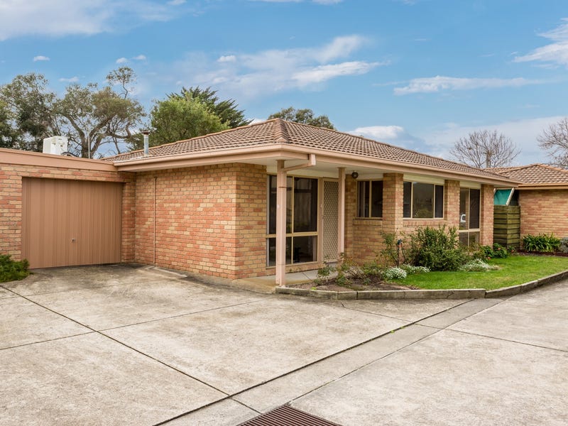 2/8 Weeroona Street, Rye, VIC 3941