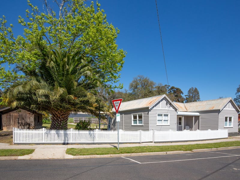 7 The Semi Circle, Yea, VIC 3717