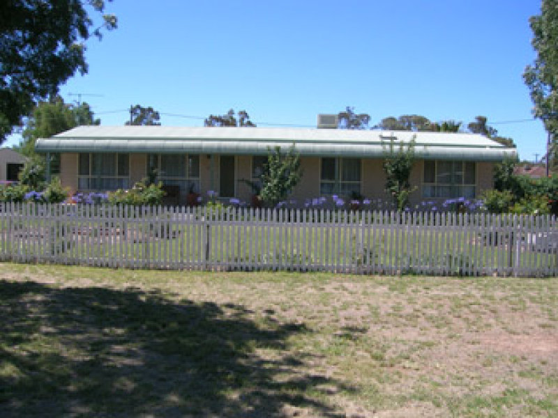 18 King Street, The Rock, NSW 2655