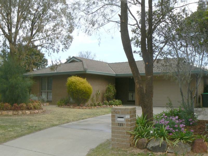 133 Campaspe Esplanade, Echuca, Vic 3564 Property Details