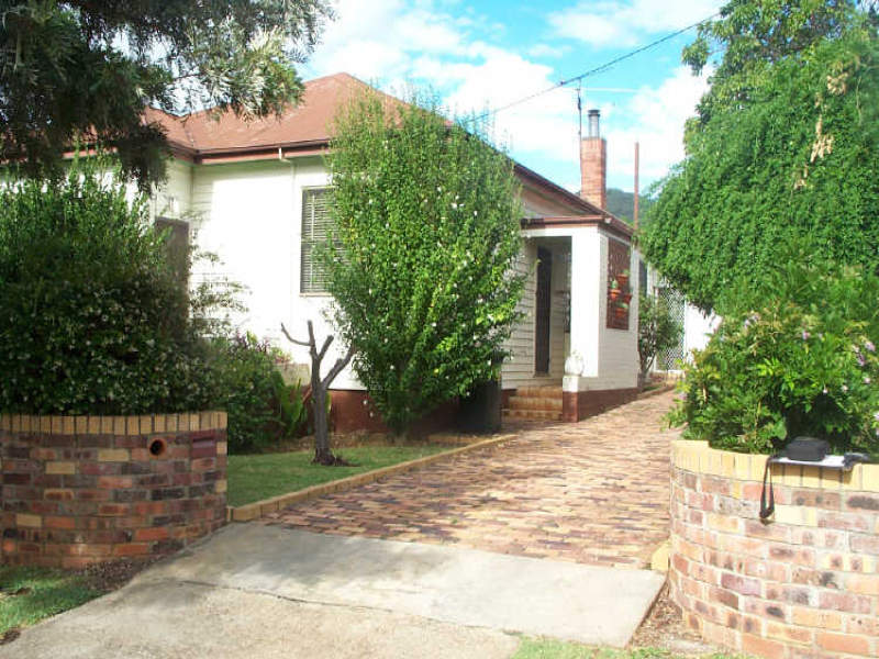 17 Hyman Street, North Tamworth, NSW 2340