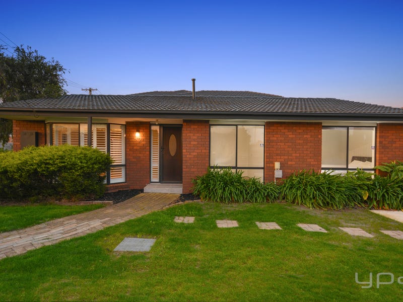 42 Valewood Drive, Wyndham Vale, VIC 3024