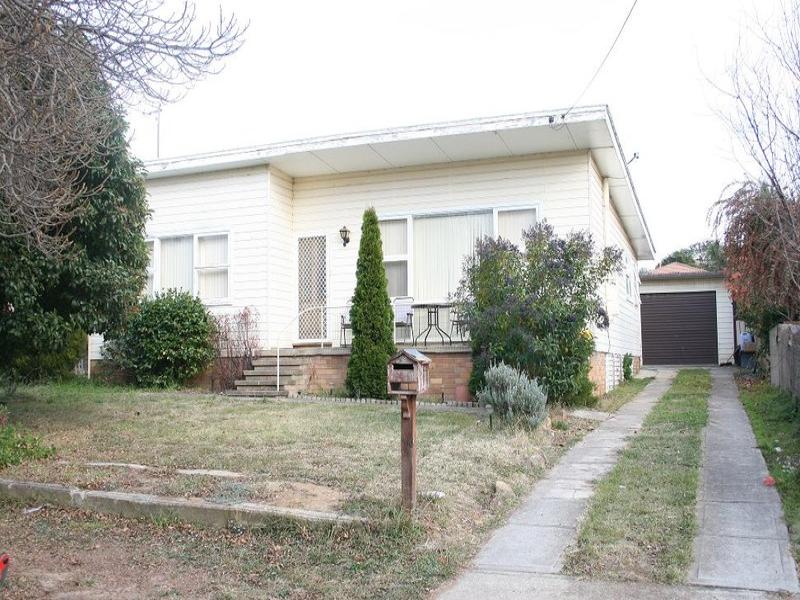 16 Godfrey Street, Goulburn, NSW 2580