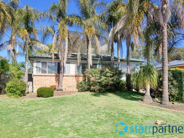 4 Onslow Street, St Clair, NSW 2759