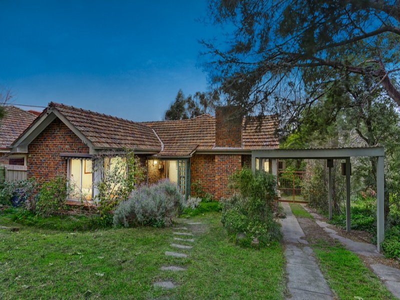 100 Mountain View Parade, Rosanna, Vic 3084 Property Details