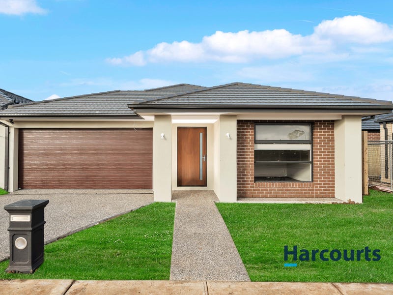 15 Scarlett Street, Rockbank, VIC 3335