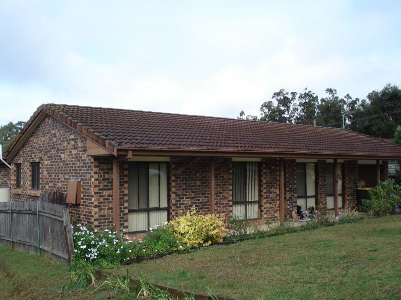 2 Racemosa Avenue, West Nowra, NSW 2541