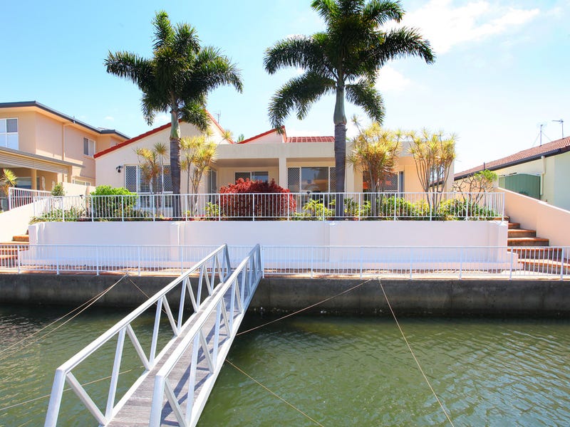 125 Sundance Way, Runaway Bay, QLD 4216