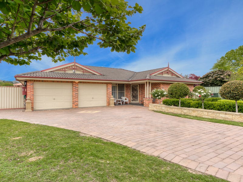 317 Thirlmere Way, Thirlmere, NSW 2572 Property Details