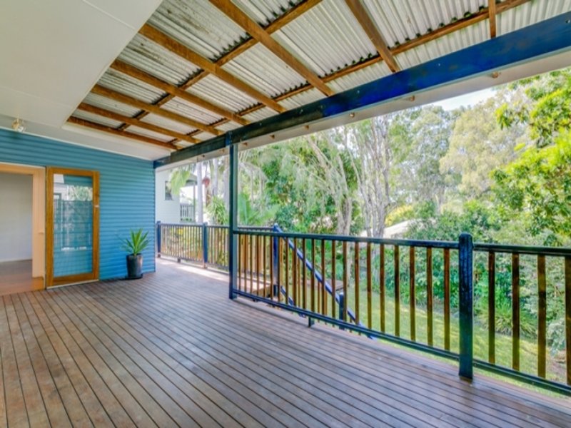 6 West King Lane, Southport, Qld 4215 - Property Details