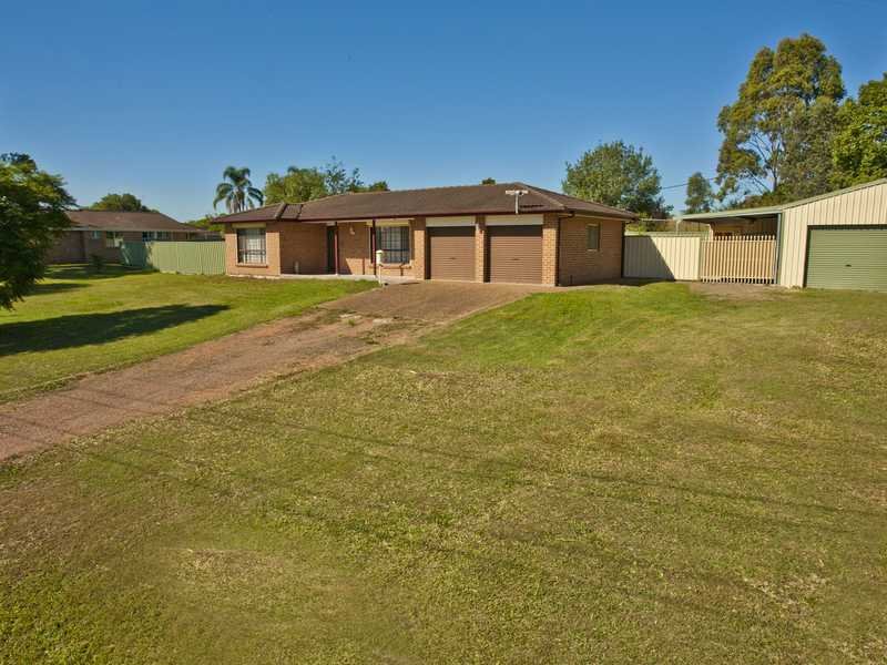 20 Freeman Dr, Lochinvar, NSW 2321 Property Details
